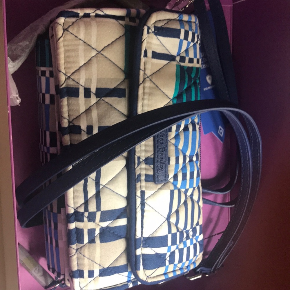 Vera Bradley cross body bag